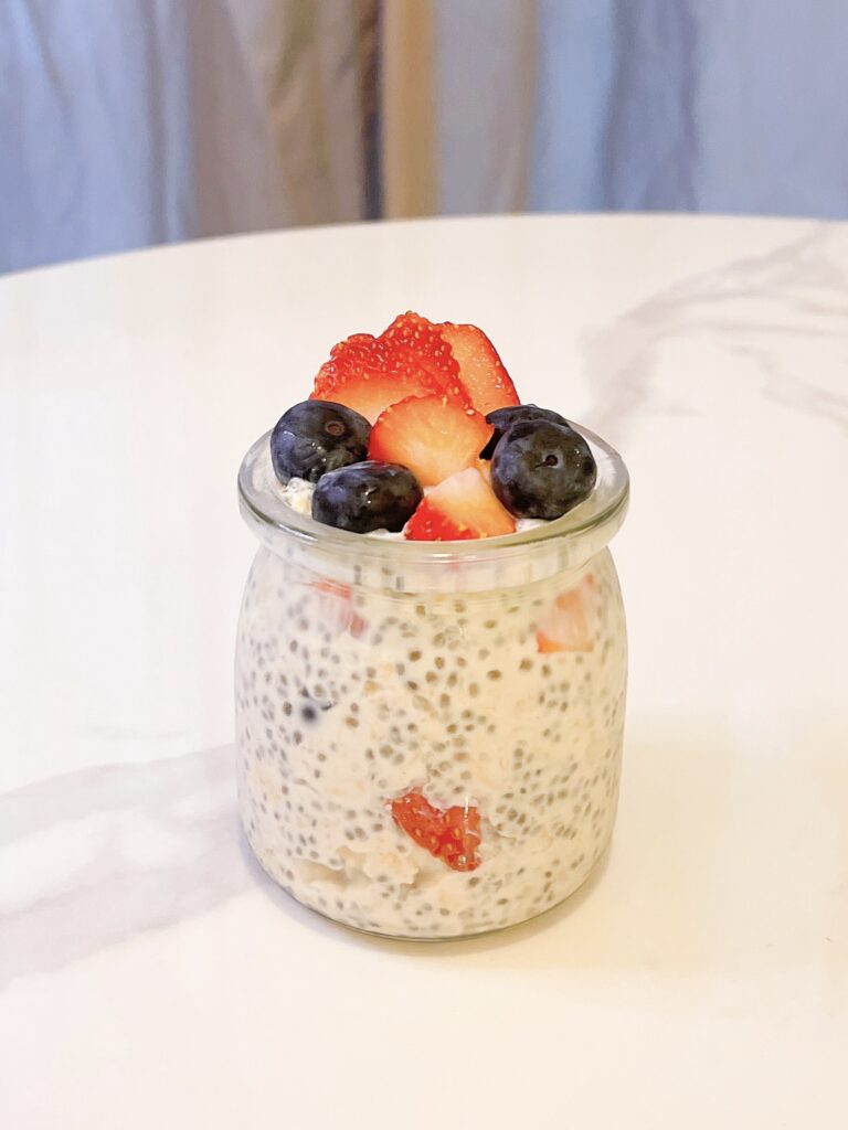 Strawberry and Blueberry Overnight Oats (Healthy and Easy!)